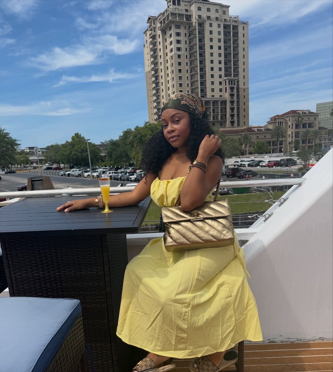 keepinupwitk___'s tweet photo. ⭐️🥂 https://t.co/66OoXVvu8j