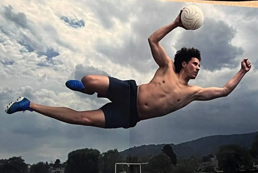 alanxelmundo's tweet photo. Las fotos del Mundial 86 vuelven a CDMX junto a una nueva mirada del futbol mexicano a través del lente de Annie Leibovitz https://t.co/G1b8a7LAUN https://t.co/6sF546cbrS