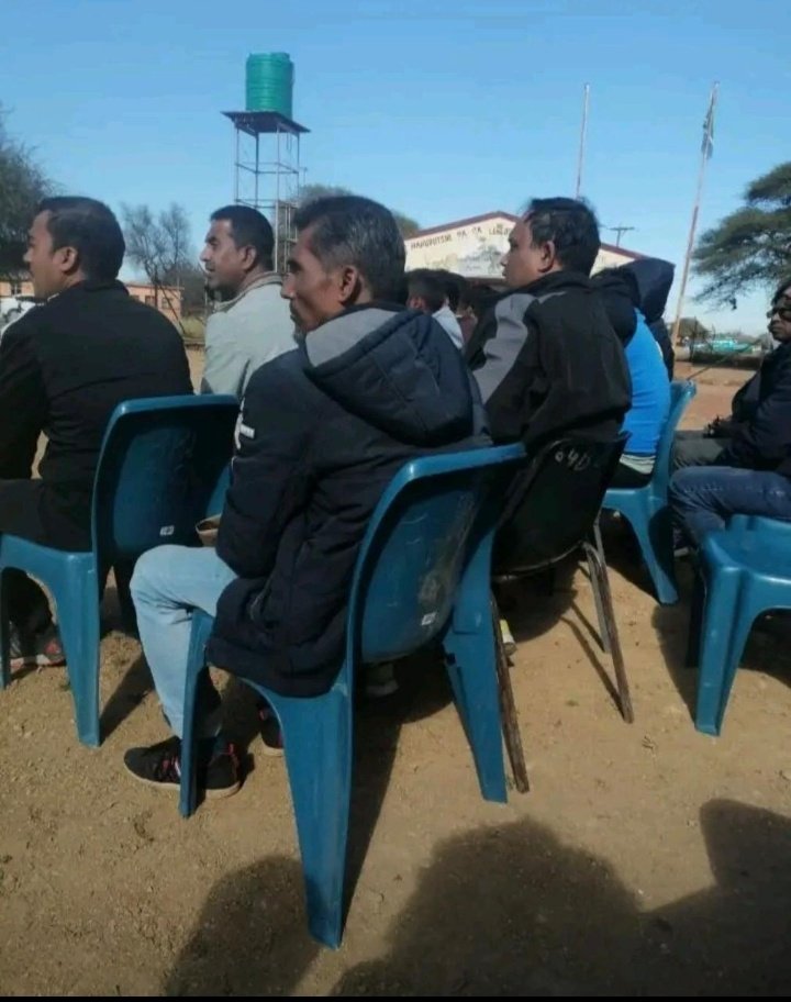 ke_Ratos's tweet photo. Ke mo meeting📍 https://t.co/2pVrywmGzv