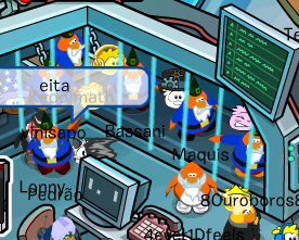 PuffleDaFofoca's tweet photo. ALERTA!!! Gnomos foram vistos fugindo da prisão, relatos dizem que um gnomo de fora descobriu que vários gnomos estavam sendo mantidos em cárcere e com isso planejou uma fuga; a EPF fez um anuncio falando "Está tudo sobre controle, já organizamos buscas atrás desses meliantes!". https://t.co/W6DlritRUN