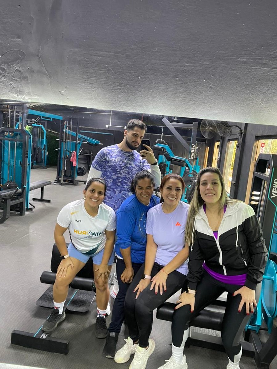 anithaa89's tweet photo. Martes full ✅💪🏼 https://t.co/zGjyH03E3P