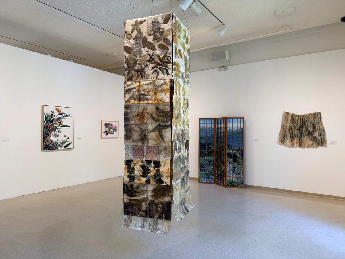 brandlibrary's tweet photo. See the new exhibition, "Brand 54: 54th Annual National Juried Exhibition of Works on Paper" and discover the versatility of the paper medium. Presented in partnership with the Brand Associates.
https://t.co/aqM89gUuxW https://t.co/j7RYb4qbDY