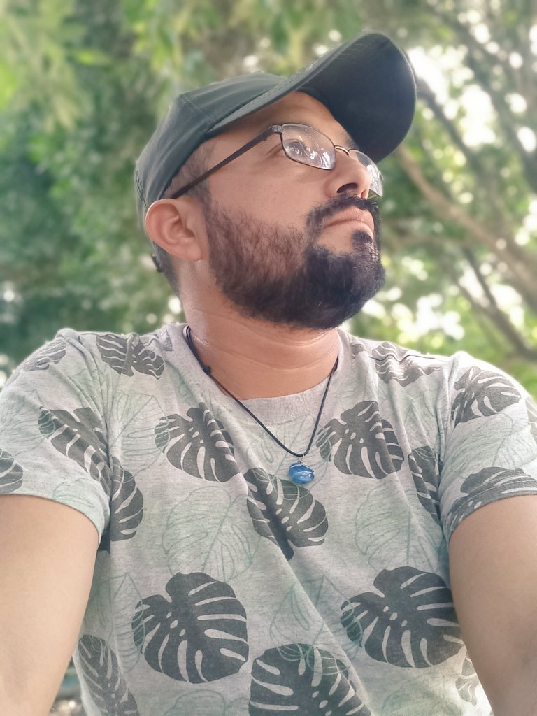 felipeppo's tweet photo. Deberías estar  aquí en  mis  amaneceres... https://t.co/Z2kAMd852P