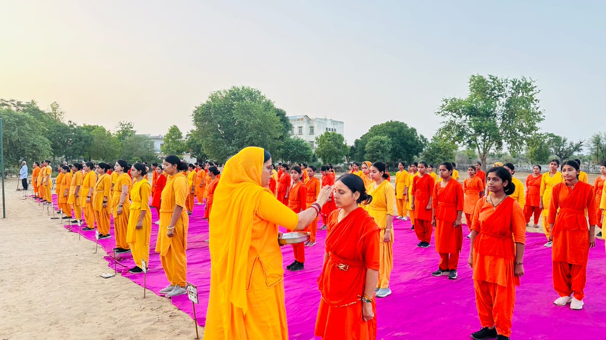 shri_kys's tweet photo. नाथावतपुरा (सीकर) में सात दिवसीय मातृशक्ति प्रशिक्षण शिविर सम्पन्न 

सीकर के नाथावतपुरा में स्थित दुर्गा महिला विकास संस्थान में आयोजित श्री क्षत्रिय युवक संघ के सात दिवसीय मातृशक्ति माध्यमिक प्रशिक्षण शिविर का समापन आज 09 जून को हुआ। 1/2 https://t.co/FxQ9jVzzq3