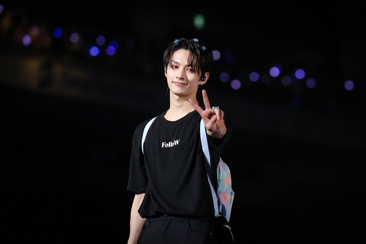 meowjunnie_'s tweet photo. happy birthday, my junnie 🥺

TO THE MOON AND BACK WITH JUNHUI

#오늘은_문준휘생일_축하_쿠다사이
#OurMoonlightJUNday
#JUN #준 #文俊辉  
 @pledis_17 https://t.co/uaE9LIKBzt