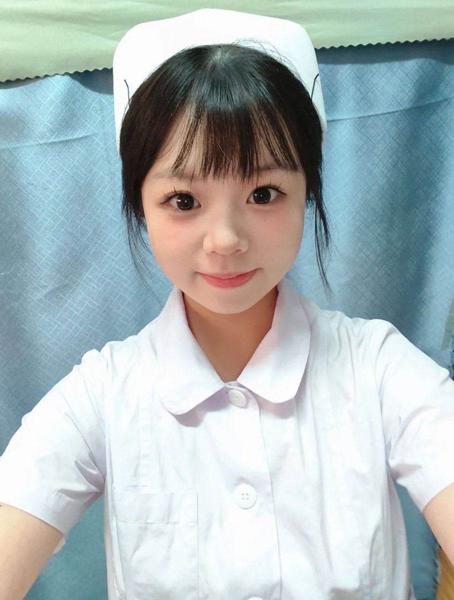 ss787h's tweet photo. 薪水只有 3 萬多      
但壓力、責任是超過的  
護理師容易嗎 ？     
不嫌棄...護理師按❤️     
#護理師 https://t.co/qvHdOLFsXG