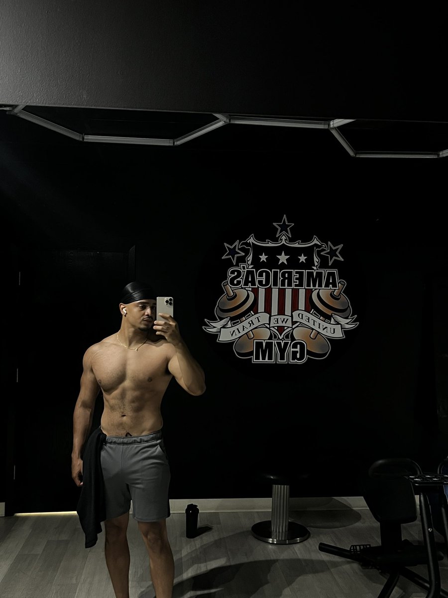 DominicanpapChi's tweet photo. Early workout 🙏🏽 https://t.co/UayTcIyHJs