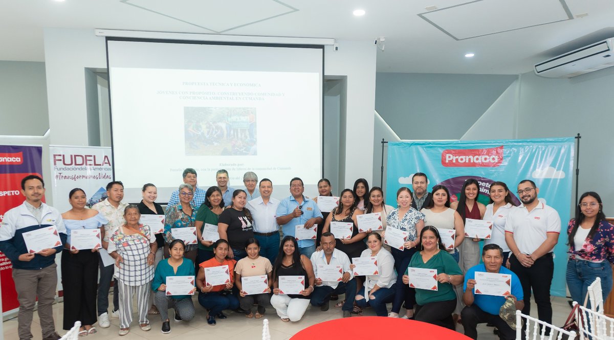 Cemdes's tweet photo. El liderazgo comunitario es clave para construir relaciones sostenibles y generar impacto positivo. Pronaca fortalece esta visión a través de su programa Liderazgo Integrador. Leer más 👉 https://t.co/9r7ujqbpm9

#Sostenibilidad #DesarrolloComunitario #Pronaca https://t.co/Oo7vetoJHi