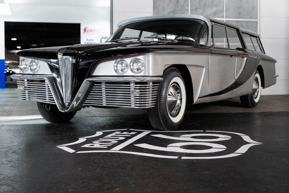 Silodrome's tweet photo. The Incredible 1959 Scimitar EX “All-Purpose Sedan” Is For Sale

Link: https://t.co/FW4kbkbqAb https://t.co/xUjnnskOuM