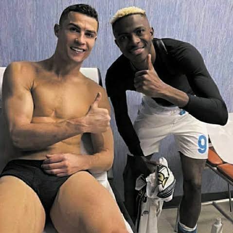 TouchlineX's tweet photo. 🚨 𝗥𝗘𝗠𝗜𝗡𝗗𝗘𝗥: Portugal will face Nigeria tonight!

Cristiano Ronaldo vs Victor Osimhen! 🔥 https://t.co/6PNA2MKkU3