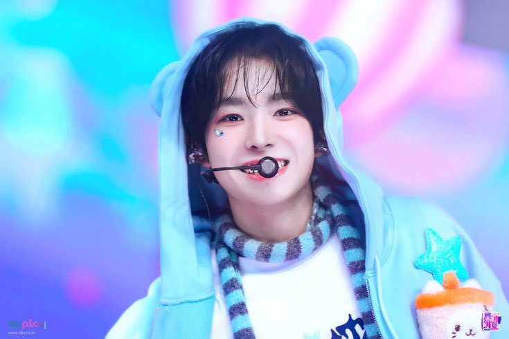 wishcyu's tweet photo. 🩵🩷🩵🩷 https://t.co/WMHFCqZXH4
