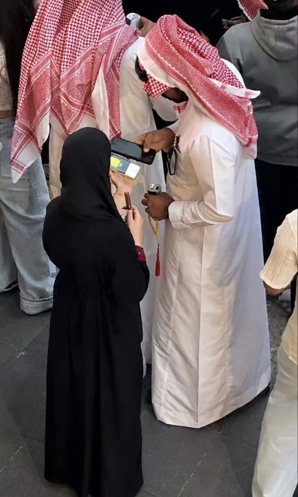أحلُِام tweet media