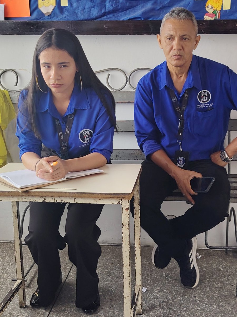CEApure's tweet photo. En el marco del programa institucional "La Contraloría va a la Escuela" este órgano de control fiscal del estado, mediante la Dirección de Atención al Ciudadano y Control Social, llevó a cabo un conversatorio en las instalaciones de la E.B.P. Cristo Rey. https://t.co/AOrPCN6t5b
