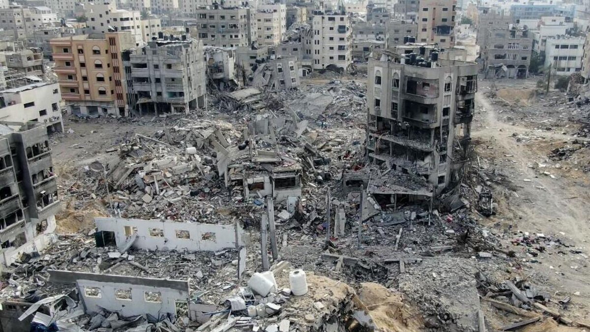 Andre002Nicolas's tweet photo. Combien   de temps les habitants de la planète bleue vont ils accepter qu'une   minorité de terriens (Tsahal) puissent massacrer ses voisins sans être  sanctionné  par la majorité des humains non racistes ? Où peut bien se  cacher l'humanité des êtres humains ? https://t.co/smNWKwWy7q