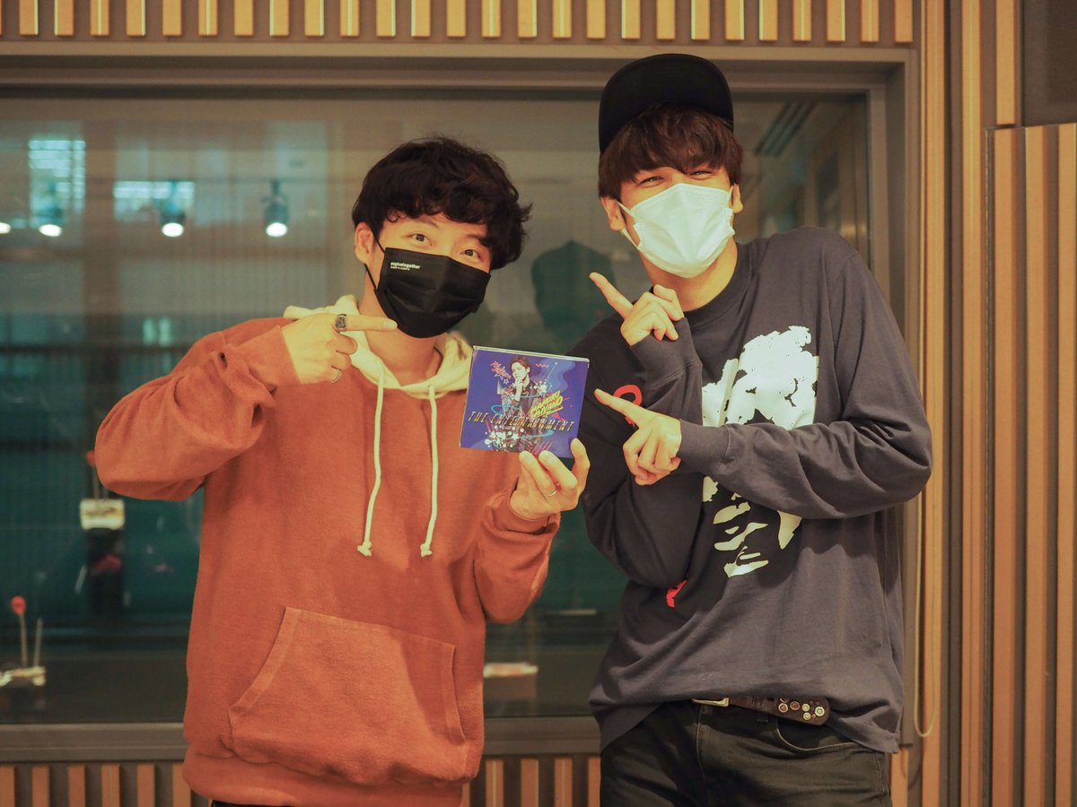 miya0427_anng's tweet photo. 이유: 
야호시노겐이랑미야노마모루
이둘의 완벽한키차이를보십시오
정말귀엽습니다 https://t.co/O893emCIju