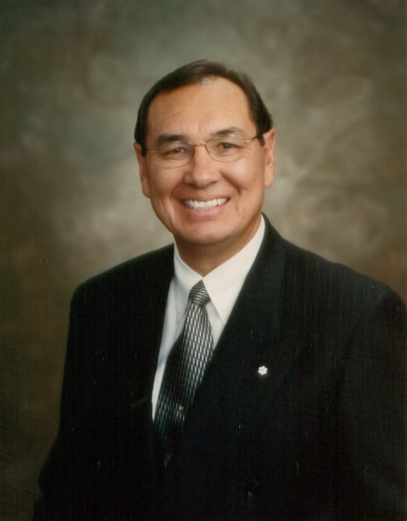 HedyFry's tweet photo. This National Indigenous History Month, we recognize the contributions of Dr Willie Littlechild, Cree leader, lawyer & former MP. He was one of the authors of The UN Declaration on the Rights of Indigenous Peoples which Canada championed.

His leadership has helped advance understanding, recognition, and respect for Indigenous peoples in Canada and around the world.

#NationalIndigenousHistoryMonth