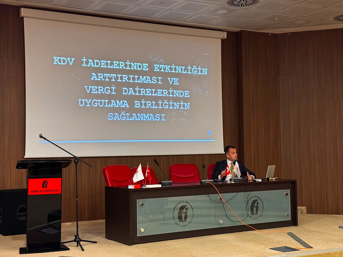 izmir_vdb's tweet photo. “KDV İadelerinde Etkinliğin Artırılması ve Vergi Dairelerinde Uygulama Birliğinin Sağlanması” konulu bilgilendirme ve değerlendirme sunumu gerçekleştirilmiştir. https://t.co/7XVAH4adcd