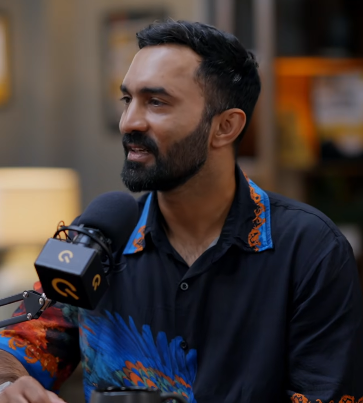 McgHolicc's tweet photo. Presenter :- So DK according to you , rank these finishers , ABD , you yourself , MSD , Russel , pollard

DK :- I can't rank myself so let be me on NO 5 here , on No.4 Russel , on No.3 MSD , on No.2 Pollard and on NO.1 ABD 

Presenter :- Why MSD Below Pollard and ABD ?

DK :- I mean in T20 there is no doubt Pollard and ABD  are on top , i agree MSD is a great finisher but these 2 are different beasts when it comes to finishing I mean they are seriosuly better , specially in T20 there is no competition and between Pollard and ABD I think ABD is a better finsiher as he can perform in every format whereas Russel is limited to a single format so ya It's simple one .

Bro woke and spitted facts without even hesitating once , hats off to DK for his Goated ball knowledge🫡🔥