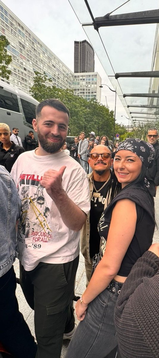 johannvctr's tweet photo. With the king of lucha libre, the legendary @reymysterio (and @LaurieRebai 😌) https://t.co/nezU7uFrVG