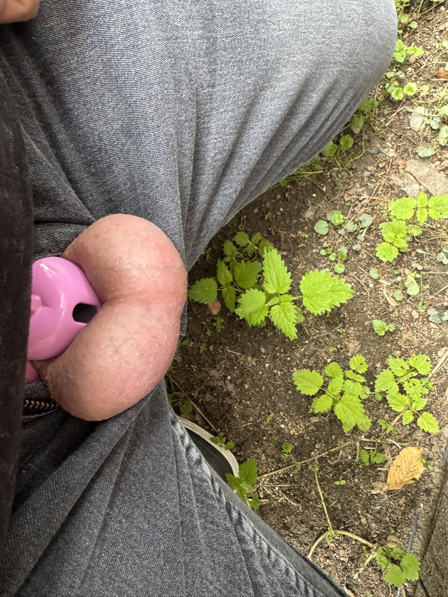 CG76_Ge's tweet photo. @GayChastityRPs Outdoor cage check https://t.co/bbVQVFVRTh