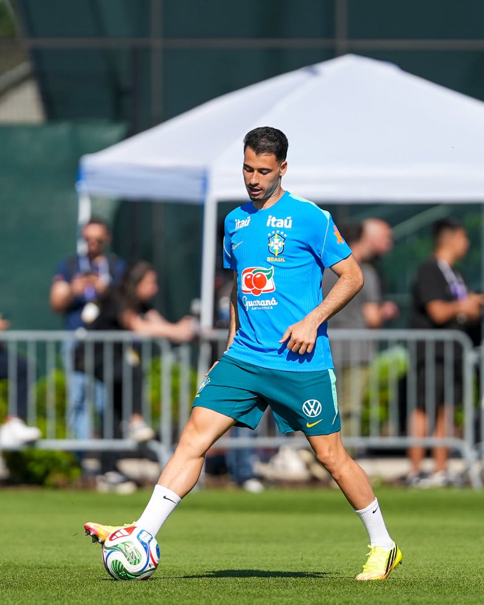 outlierfc's tweet photo. 🇧🇷 #TimeOutlier na Copa do Mundo!

Tá chegando a hora...

💪🧠👈 https://t.co/ydjyPMn82J