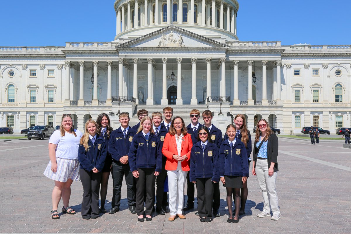 SenatorFischer's tweet photo. Always so fun to meet with @NebraskaFFA members when they come to Washington! Thank you for making time to meet with me. I hope you enjoy the rest of your time in our nation’s capital! https://t.co/lU6TG9GgRj