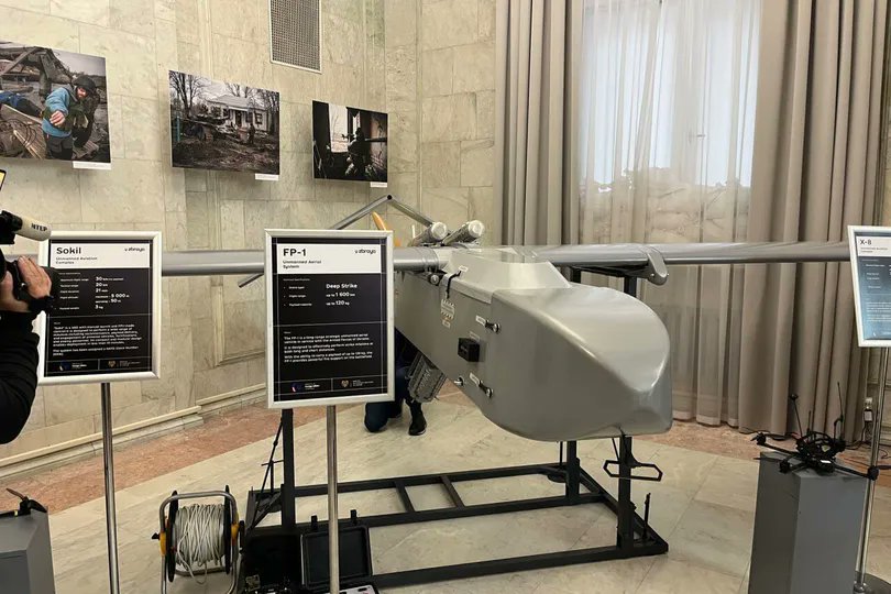 RomanSmithson's tweet photo. 🏭Inside the Ukrainian #WeaponsFactory #FirePoint helping shape #Kyiv’s new #LongRangeStrike strategy

👉https://t.co/nS3IOCwiOJ

🔥In recent months, #Ukraine has intensified attacks on #Russia’s oil industry using these systems in what officials describe as “#LongRangeSanctions” https://t.co/01ZwlqEM73