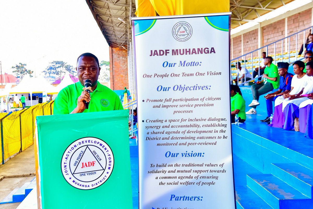 Muhangadis's tweet photo. 2/2
Ni imurikabikorwa ngarukamwaka rifite insanganyamatsiko igira iti:"Ubufatanye bwacu iterambere rirambye", ryateguwe mu rwego rwo kugaragaza ibyagezweho mu mwaka wa 2025-2026. https://t.co/9oTWFYtNiJ