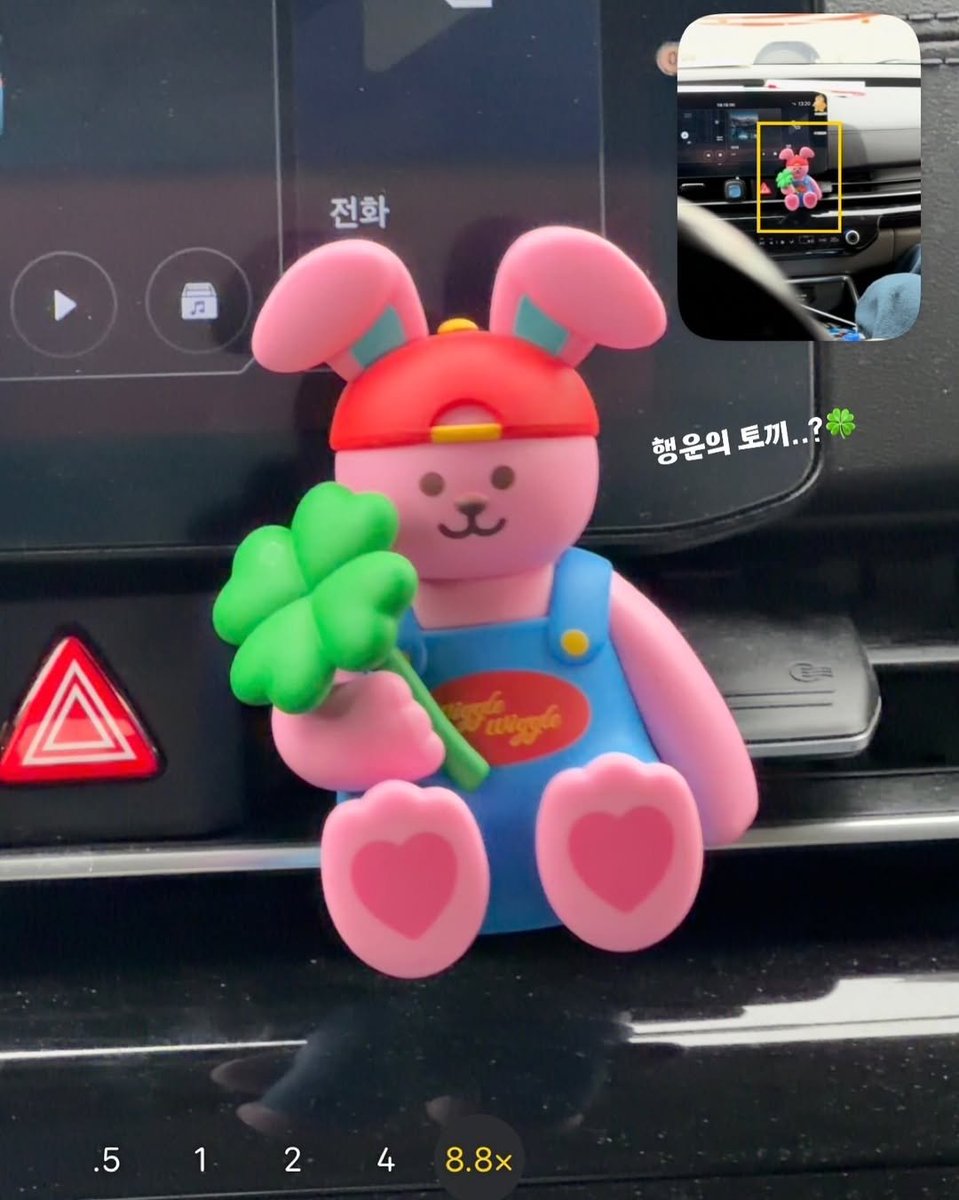 Jaeyiah's tweet photo. @starletopia @chaeyisaa @Leoisa @leeisua 토끼 🐇🐰 https://t.co/h8xjvCtpoc