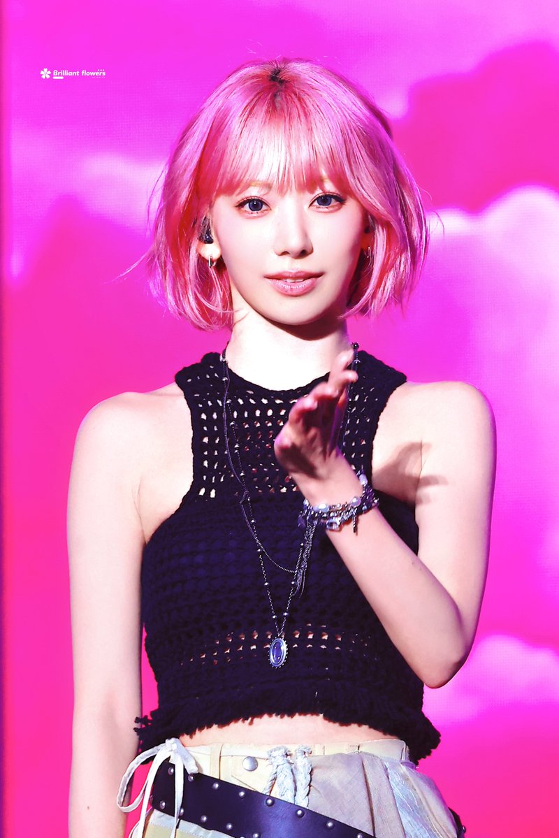 Brilliantkura's tweet photo. 260607 🌸 #LE_SSERAFIM #르세라핌 #宮脇咲良 #SAKURA #사쿠라 #ックラ https://t.co/Ef3gdUAG0B