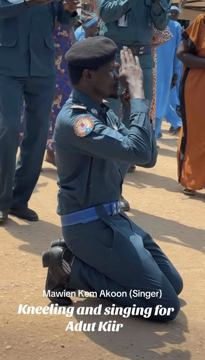 aceadda's tweet photo. How to live a decent life in South Sudan under the Salva Kiir regime: 👇🏾

Put personal interest first, throw away accountability, and kiss the boots of power. https://t.co/cs6XWVGwiO