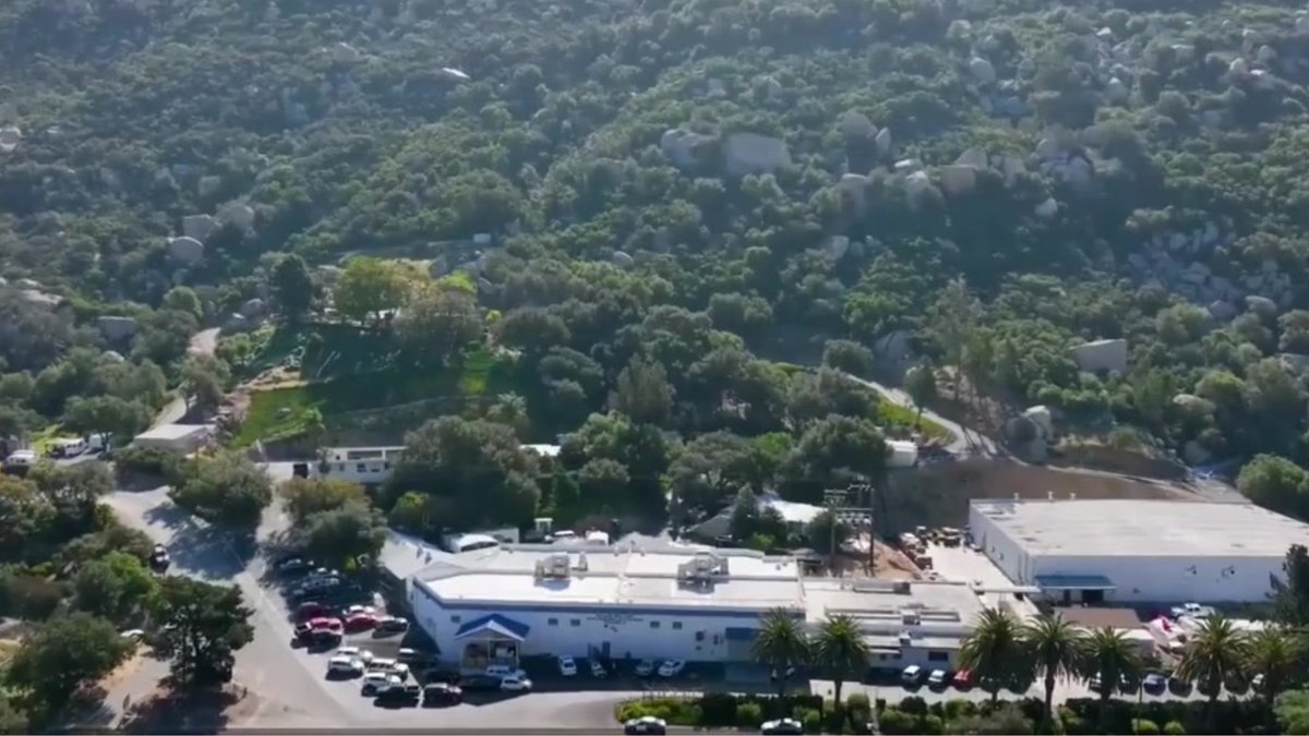PaulsonMFG's tweet photo. Quality Products to Protect People 🇺🇸

Since 1947, Paulson Manufacturing has been trusted by industrial and tactical professionals worldwide. Engineered in Temecula, CA, built for the front lines. Thank you for your continued trust.

#PaulsonManufacturing #SafetyLegacy #MadeInUSA https://t.co/1qHeHapGYr