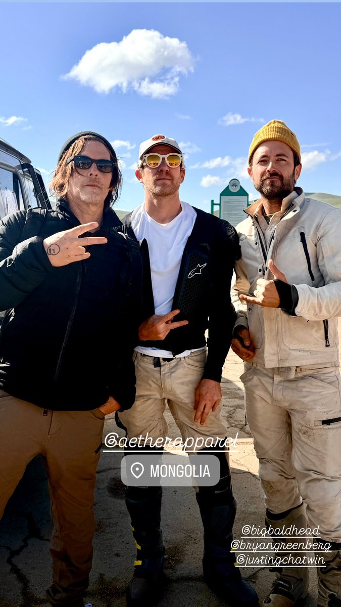 reedusnetwork's tweet photo. Norman Reedus during his bike trip in Mongolia. Posted on June 9th.

©️ earlemotors / jonahssmith | Instastory

#normanreedus #ノーマンリーダス https://t.co/fGGprDstwn