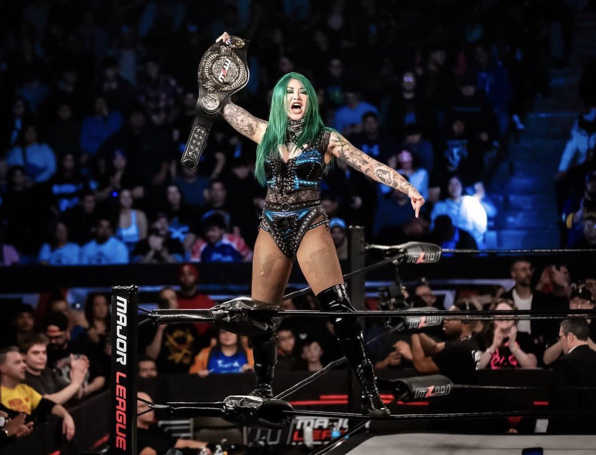 EnterTheMoshpit's tweet photo. CHAMPION, B*TCHES!!! https://t.co/UwQhQqFd8H