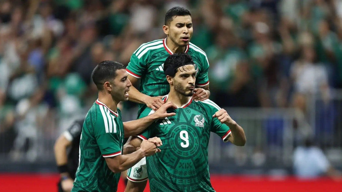 Antonio_Rosique's tweet photo. Resultados de la #SeleccionMexicana en las fases de grupo de la #CopaDelMundo 

🇺🇾Uruguay 30 ➤ 4to lugar ❌
🇧🇷Brasil 50 ➤ 4to lugar ❌
🇨🇭Suiza 54 ➤ 4to lugar ❌
🇸🇪Suecia 58 ➤ 4to lugar ❌
🇨🇱Chile 62 ➤ 3er lugar ❌
🏴󠁧󠁢󠁥󠁮󠁧󠁿Inglaterra 66 ➤ 3er lugar ❌
🇲🇽México 70 ➤ 2do lugar ✅
🇦🇷Argentina 78 ➤ 4to lugar ❌
🇲🇽México 86 ➤ 1er lugar ✅
🇺🇸EEUU 94 ➤ 1er lugar ✅
🇫🇷Francia 98 ➤ 2do lugar ✅
🇰🇷🇯🇵Corea-Japón 2002 ➤ 1er lugar ✅
🇩🇪Alemania 2006 ➤ 2do lugar ✅
🇿🇦Sudáfrica 2010 ➤ 2do lugar ✅
🇧🇷Brasil 2014 ➤ 2do lugar ✅
🇷🇺Rusia 2018 ➤ 2do lugar ✅
🇶🇦Qatar 2022 ➤ 3er lugar ❌