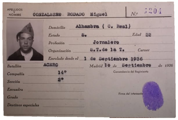 HistoriAlhambra's tweet photo. Como historiador y alhambreño, estos espacios resultan fundamentales para todos los que nos dedicamos a investigar nuestro pasado. El Archivo Histórico de Alhambra, además, está bastante adecentado y apañado. https://t.co/ll65k1jp3L
