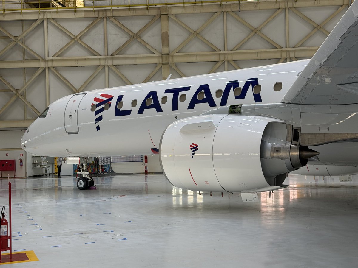 jonostrower's tweet photo. First LATAM E195-E2 here on Embraer’s final assembly line. https://t.co/PAGzM8vdDZ