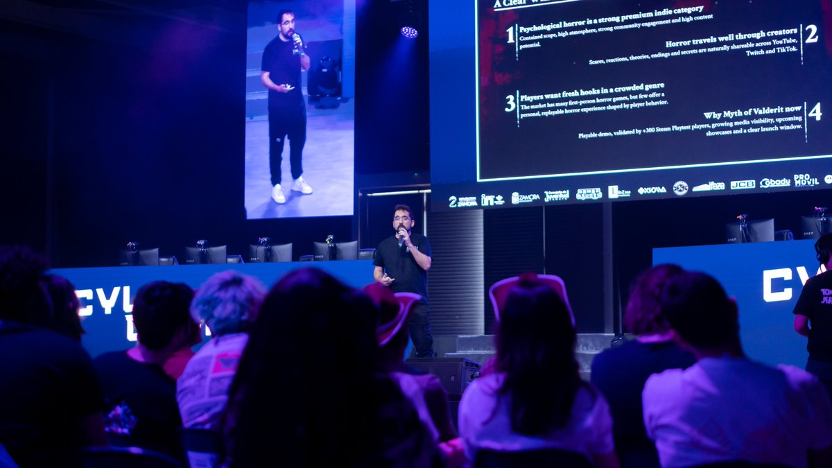LoomStudiosBcn's tweet photo. Dos días después del @CylGamesShow 

Fue un placer compartir nuestro trabajo con los asistentes, conversar con aficionados al género y conocer a otros devs.

Increíble, recibir feedback de la comunidad.

Muchas gracias a la organización y a @djpanchi1 por hacerlo posible 💯

🧵⤵️ https://t.co/4l9xiSfclD