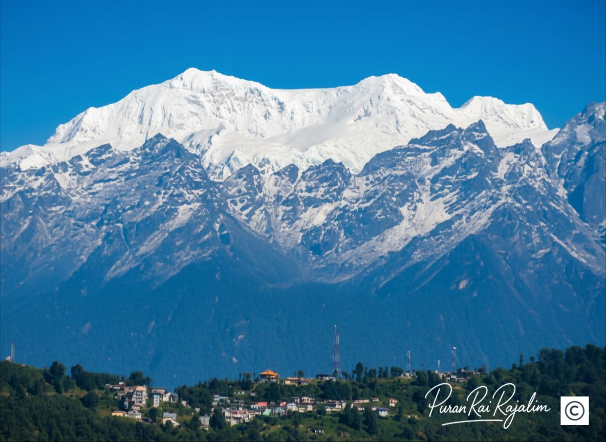 IndiaAesthetica's tweet photo. Ravangla in Namchi, Sikkim 🌸🏔️🌄🇮🇳 https://t.co/S3qAKW4B7R