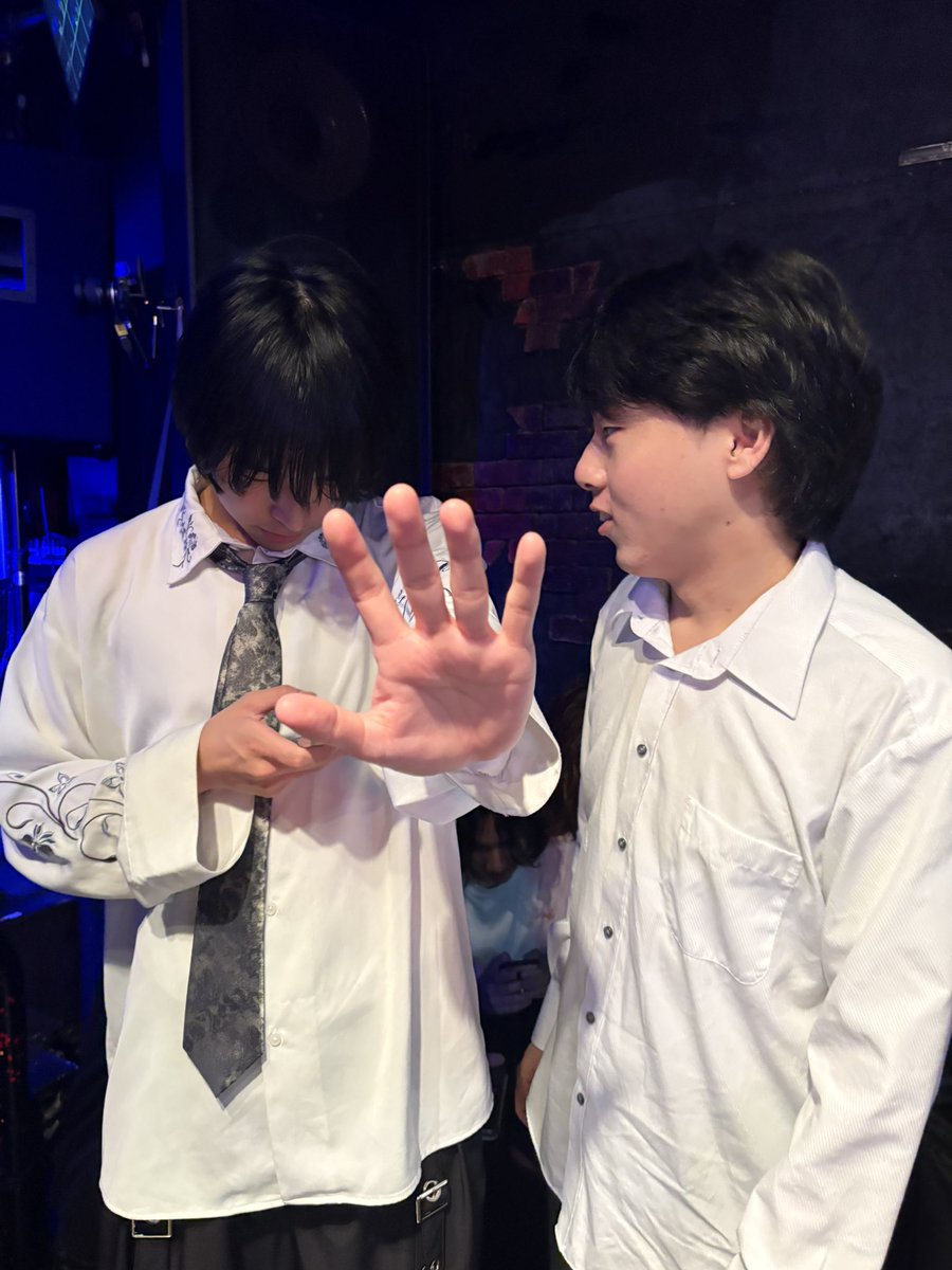 kokunuma2's tweet photo. しほたちの隠れホーム。
ただいま🏠

打ち上げで勝田さんがさ、
号泣しながら
「えんぷてぃぃ😭」って
言ってるところを見て、
しほもどシラフなのに
泣いちゃったよ。笑

あの2人のライブの時、
勝田さんが声をかけてくれなかったら、
Empteaこんな続いてないと思う。
本当にありがとうございました！ https://t.co/uwuSqJy7F5