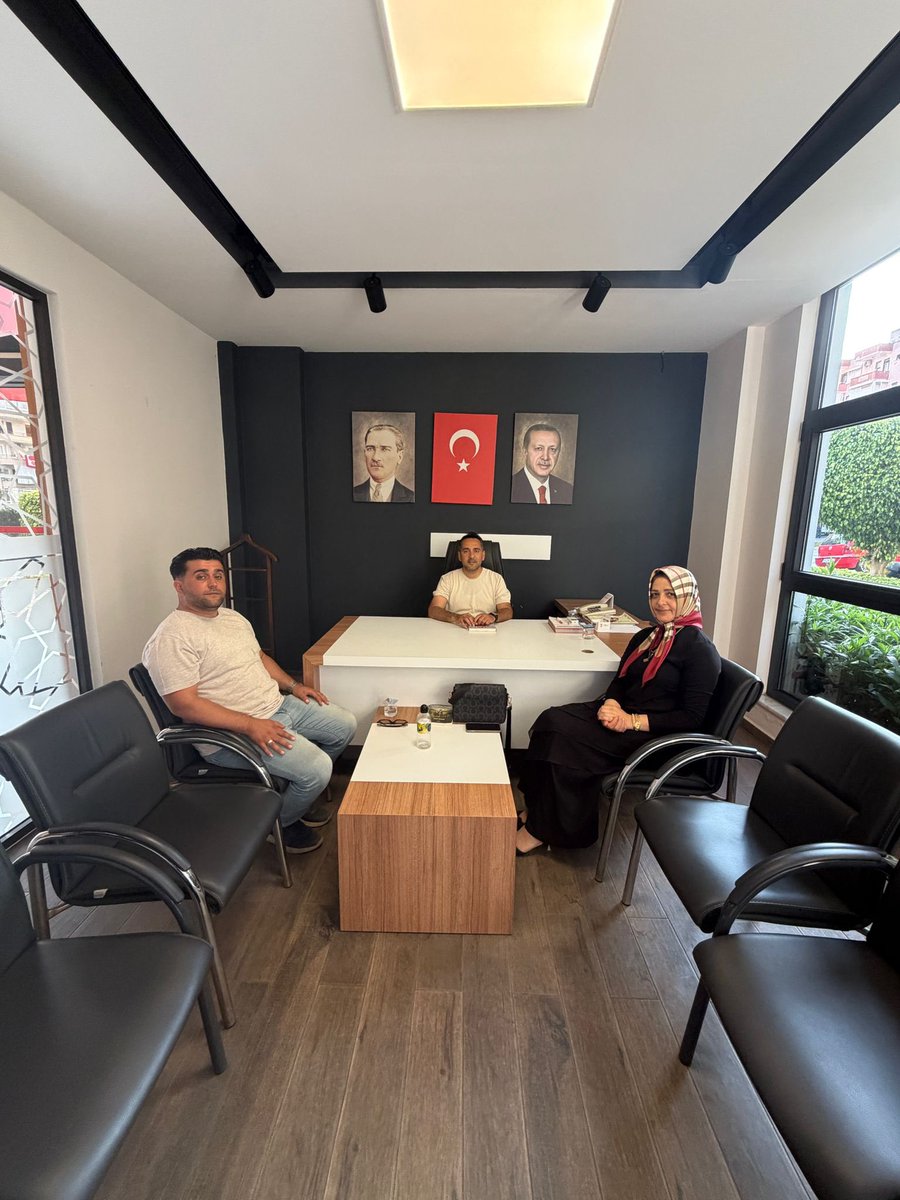 akpartialanya07's tweet photo. Esnaf Komisyonu Başkanımız Ali Koç Başkanlığında 3 kademe Esnaf Komisyon toplantımızı İlçe Teşkilat binamızda gerçekleştirdik.

Toplantımız hayırlara vesile olsun.

@alicetin_07 
@mehmetsarani https://t.co/vK4AWqDMFv