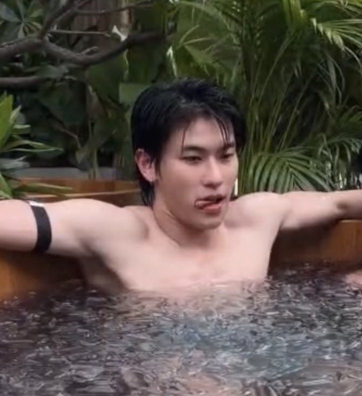 wanviwaera's tweet photo. โหโต้ ดิบคัก ดิบแบบไม่ผ่านความร้อน แค่แช่ ice bath จำเป็นต้องดิบขนาดนี้เลยมั้ยㅠㅠ

꒰ ✧ ˚. #ออฟโรด #offroadKTP #OFFROAD ♡₊˚ ꒱ https://t.co/eeNE2Xy5gM