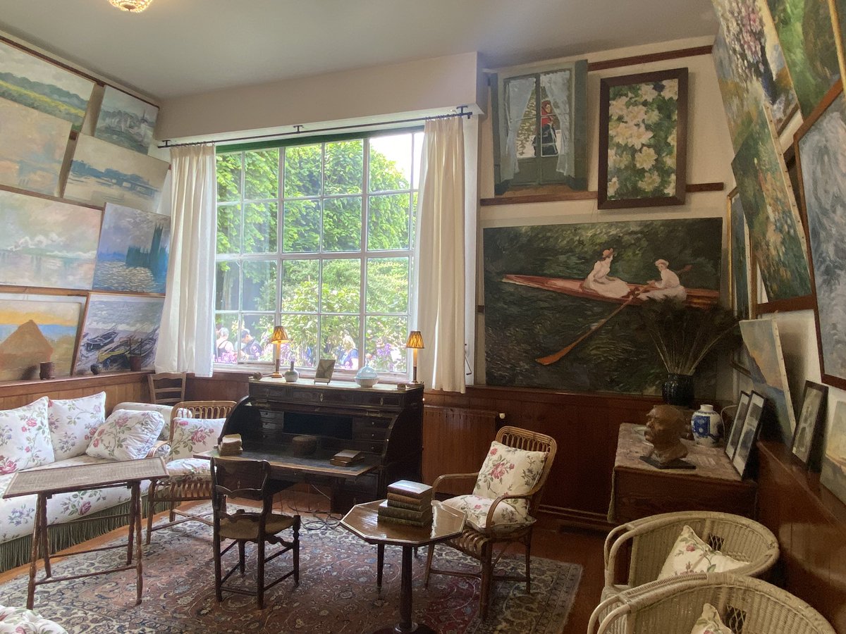 K_moonscape's tweet photo. ขออีกที่ละกัน บึงบัวบ้านลุง Monet ที่ Giverny นั่งรถไฟออกจากปารีสไปชม.นุง คุ้มโคตร https://t.co/JYdNc7Vsse