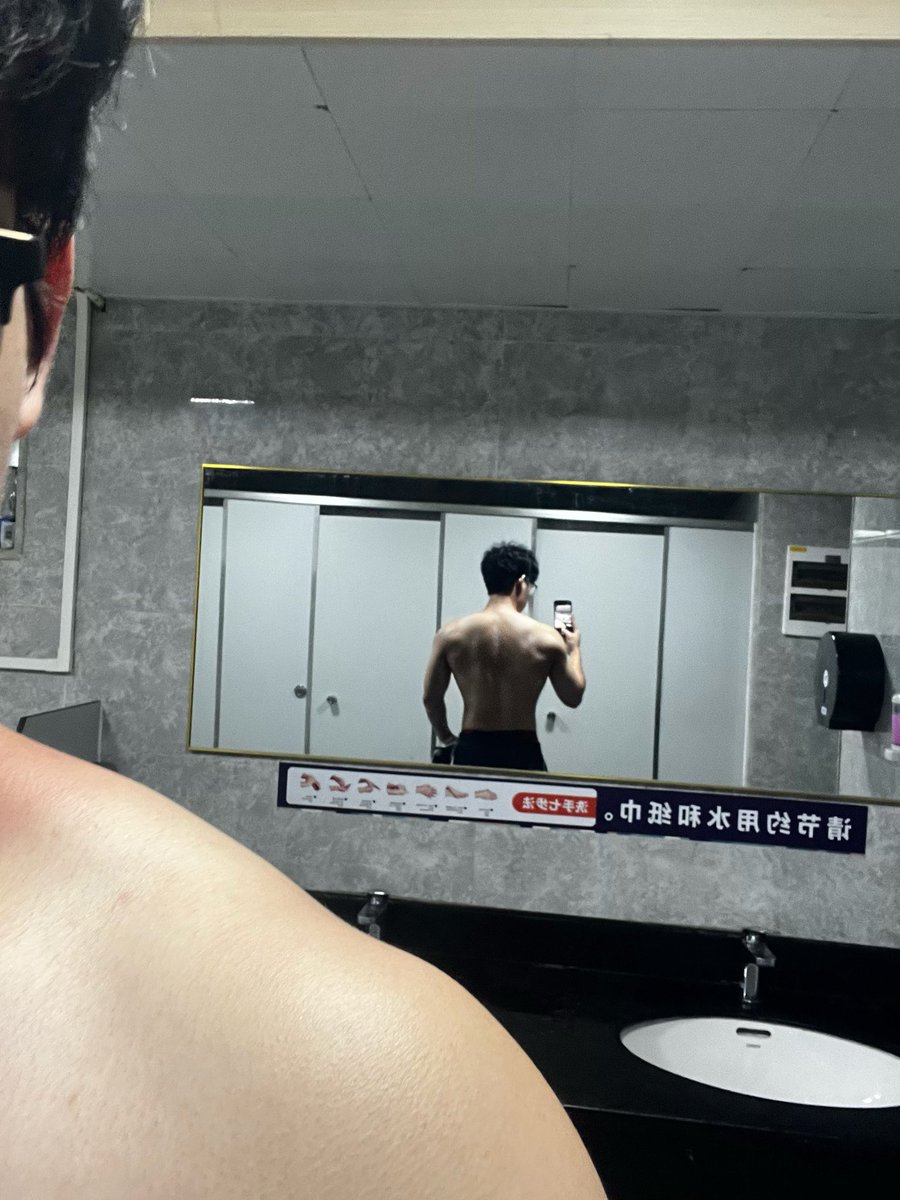 xintingans's tweet photo. https://t.co/2yFaOte9xN