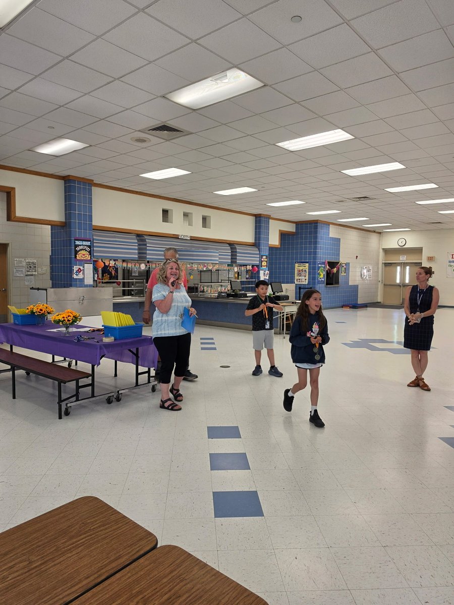 SamselUES's tweet photo. The SUES hosted a Title I ASI Parent/Family Engagement event titled Lift Off and Zoom. Families learned about the correlation between literacy and STEM and students were able to make rockets, balloon cars, and hovercrafts. https://t.co/MAevjAgxUA