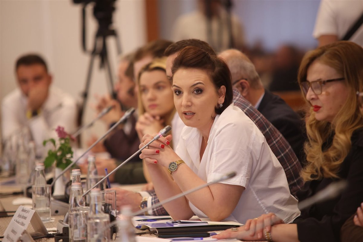 swissaal's tweet photo. Strengthening the Parliament’s oversight role
At a roundtable discussion with the Parliament’s Committee on Citizens' Initiatives, Cooperations, Members of Parliament, civil society organizations, discussed ways to enhance the effectiveness of parliamentary oversight in Albania. https://t.co/f8jPCDM6Jk