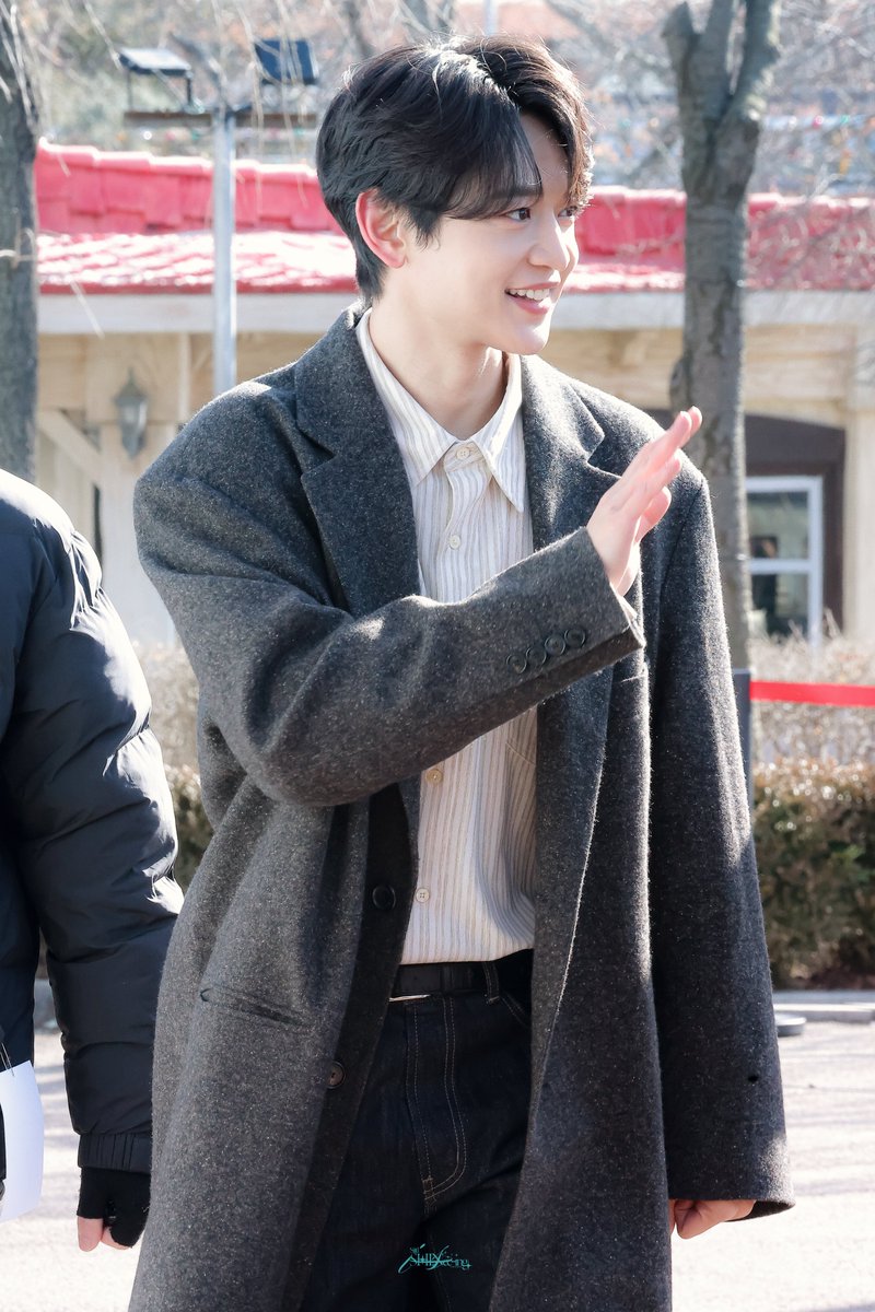 Till_pick's tweet photo. 260128 덕밥집

#SHINee #민호 #MINHO #ミンホ https://t.co/vxySpYkh81
