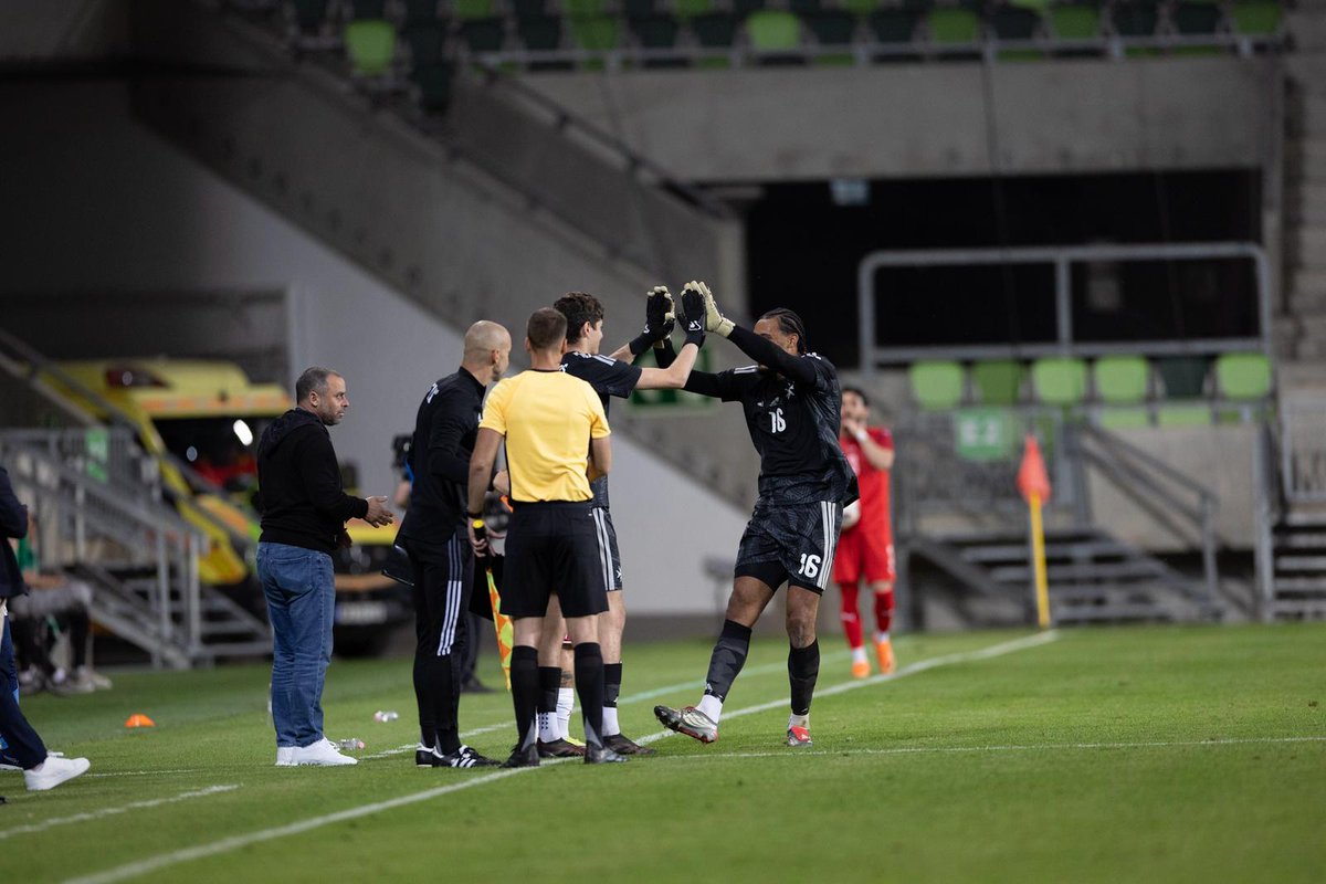 ChesterfieldFC's tweet photo. 𝗝𝗮𝗺𝗲𝘀 𝗦𝗶𝘀𝘀𝗼𝗻𝘀: The first ever Chesterfield FC Academy player to represent a European national team at senior level! 👏💙

The young shot-stopper came off the bench in Malta's 2-0 victory over Azerbaijan on Friday 🧤

📸 Credit: Andre Farrugia

#Spireites https://t.co/4QKVSvmO2f