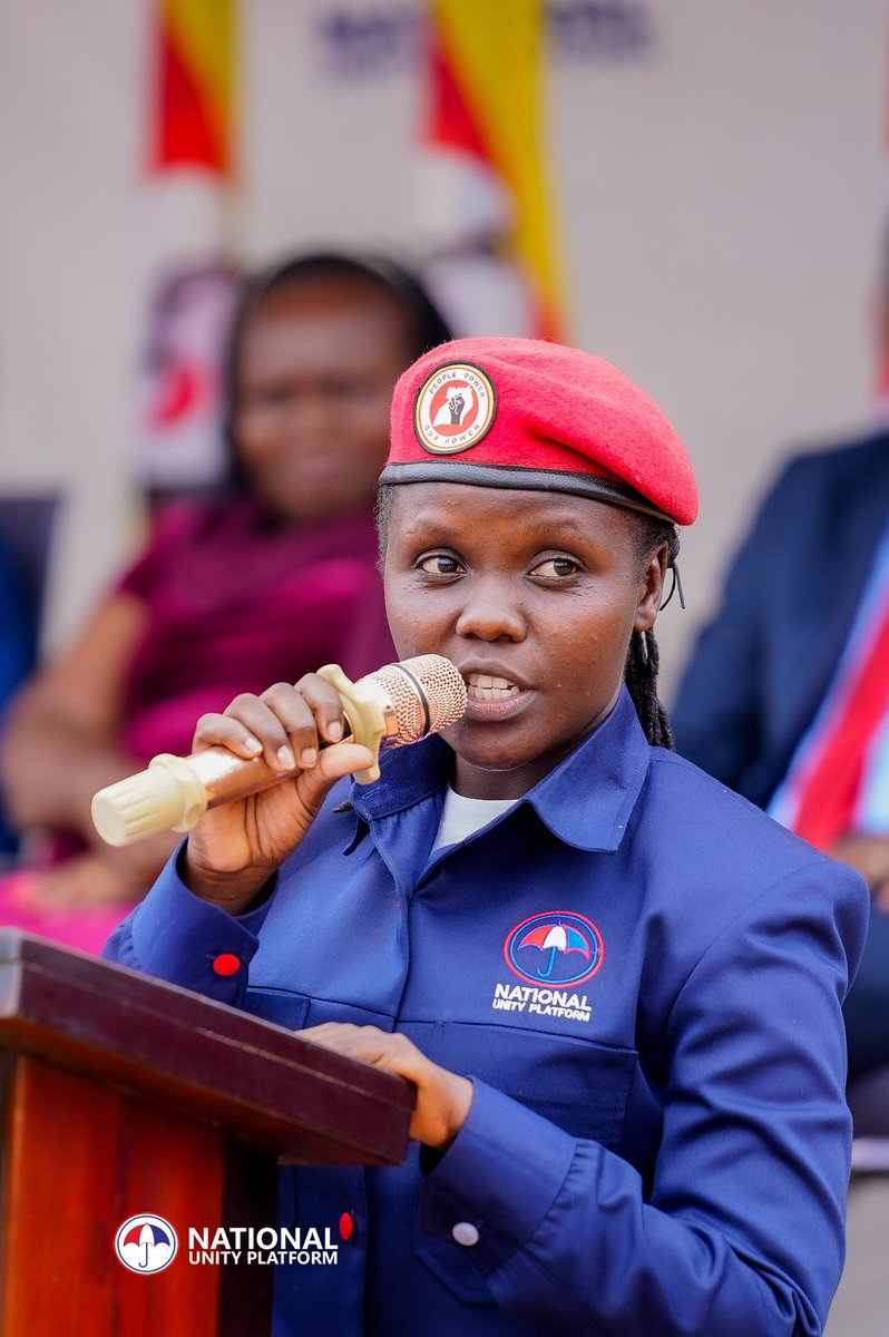 BOBI WINE tweet media