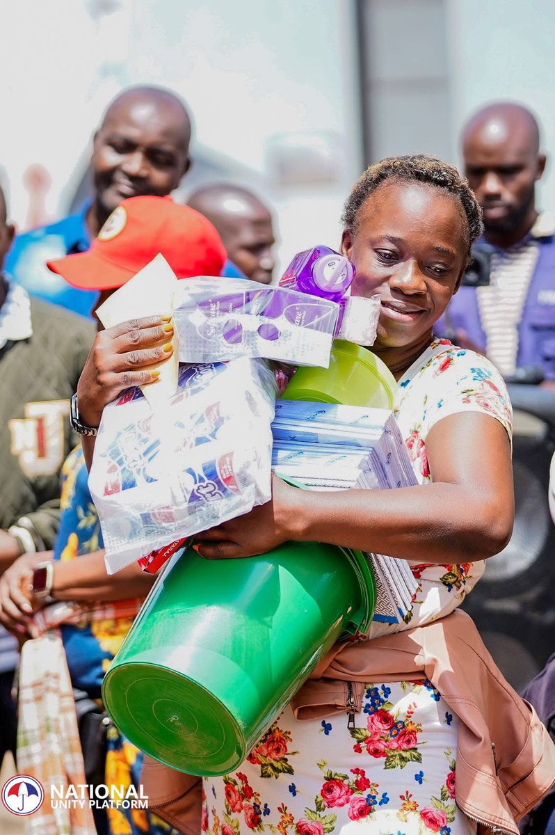 BOBI WINE tweet media